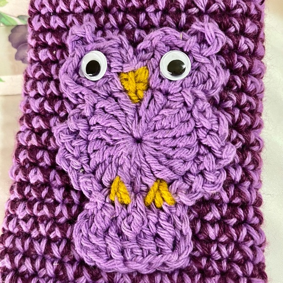 Handmade Crocheted Owl Wristlet - Picture 3 of 6